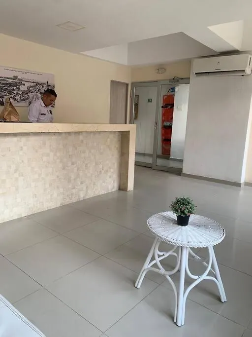 Appartamento Apto 3 Hab Con Piscina Cerca A La Playa Cartagena